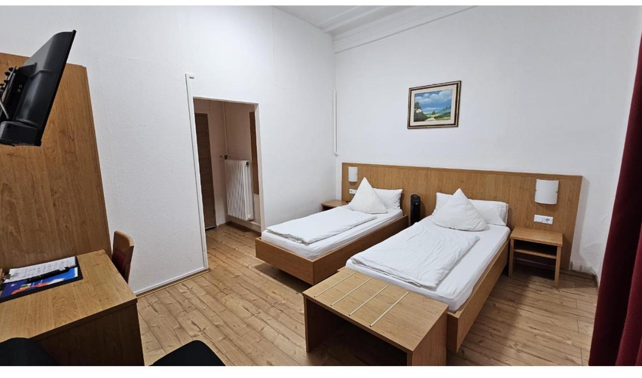 Hotel Restaurant Schwert Kehl Экстерьер фото