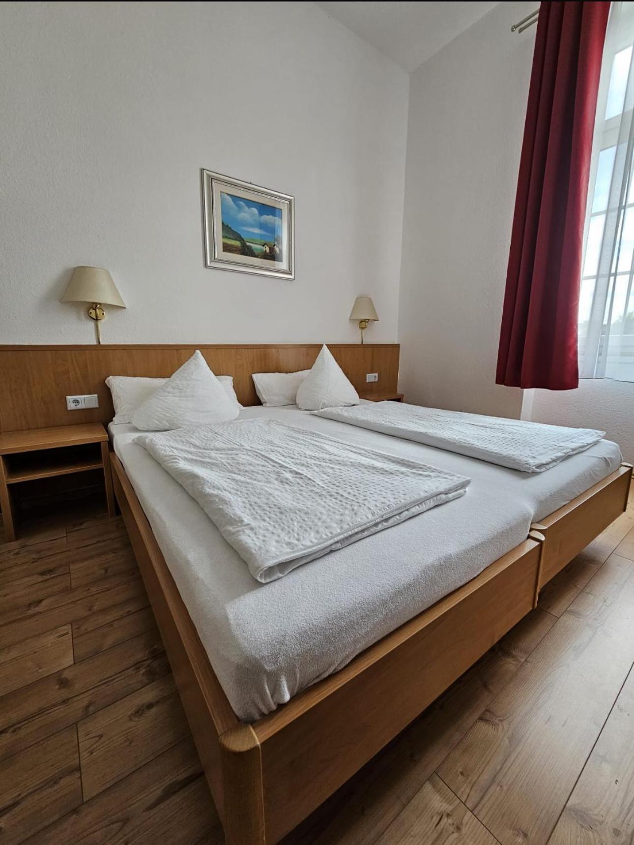 Hotel Restaurant Schwert Kehl Экстерьер фото